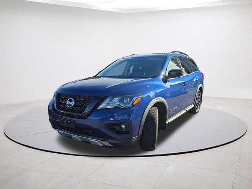 2020 Nissan Pathfinder SL