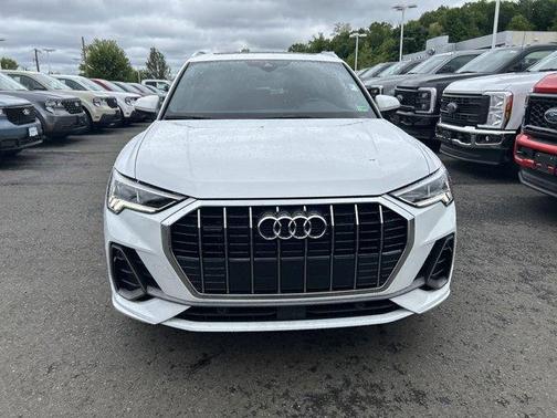 2025 Audi Q3 45 S line Premium