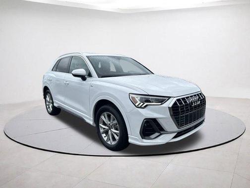 2025 Audi Q3 45 S line Premium