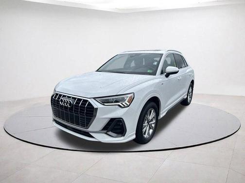 2025 Audi Q3 45 S line Premium