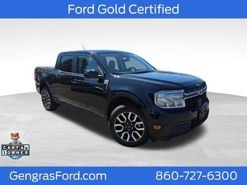 SHADOW BLACK 2024 Ford Maverick LARIAT