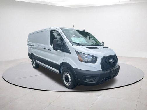 2025 Ford Transit-250 T250