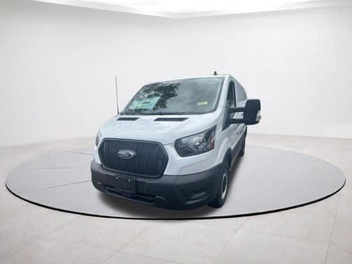 2025 Ford Transit-250 T250
