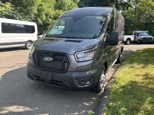 2025 Ford Transit-250 148 WB Medium Roof Cargo