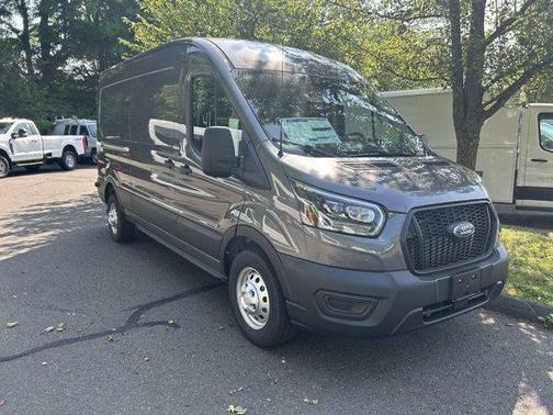 2025 Ford Transit-250 148 WB Medium Roof Cargo