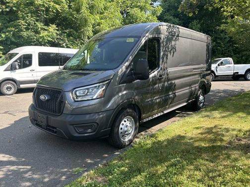 2025 Ford Transit-250 148 WB Medium Roof Cargo