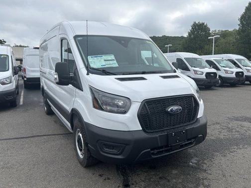 2025 Ford Transit-250 148 WB Medium Roof Cargo