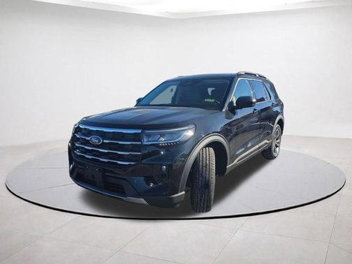 2026 Ford Explorer XLT