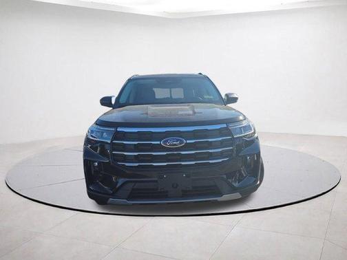 2026 Ford Explorer XLT