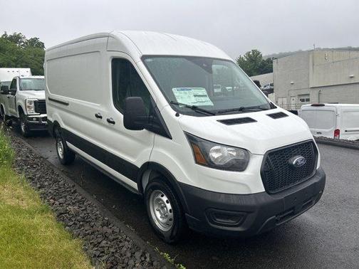 2025 Ford Transit-250 148 WB Medium Roof Cargo