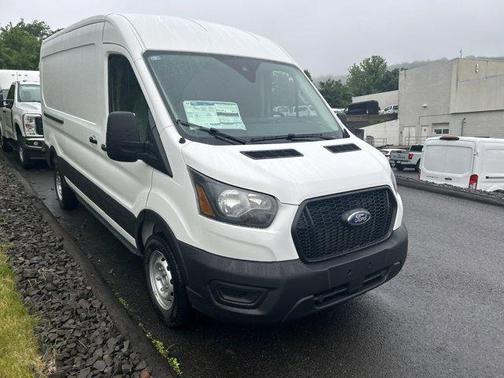 2025 Ford Transit-250 148 WB Medium Roof Cargo