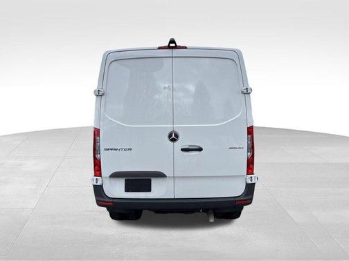 2024 Mercedes-Benz Sprinter 3500 144 WB Standard Roof Cargo