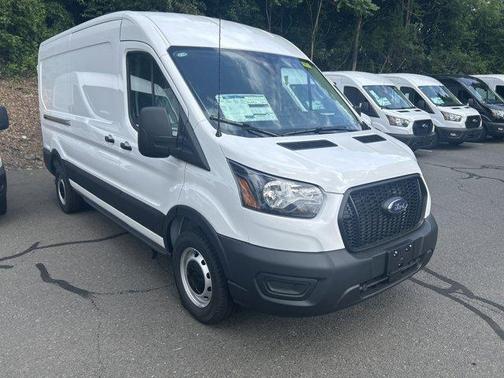 2025 Ford Transit-250 148 WB Medium Roof Cargo