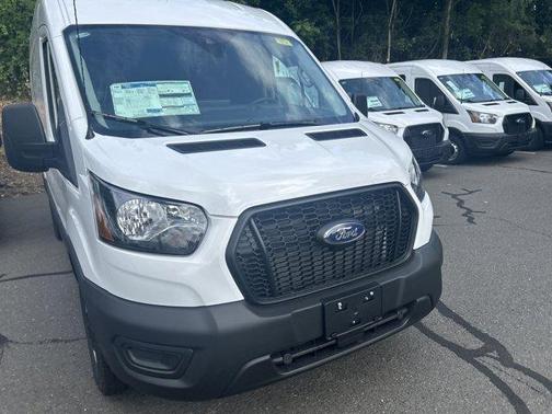 2025 Ford Transit-250 148 WB Medium Roof Cargo