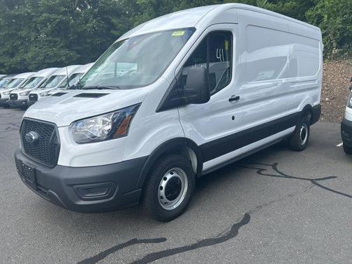 2025 Ford Transit-250 148 WB Medium Roof Cargo