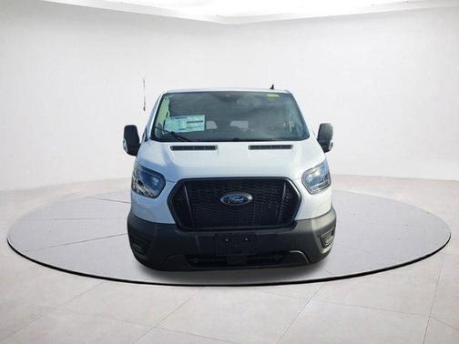 2025 Ford Transit-350 