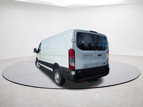 2025 Ford Transit-350 