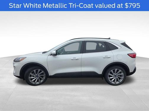 2022 Ford Escape Titanium