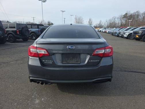 2019 Subaru Legacy 2.5i