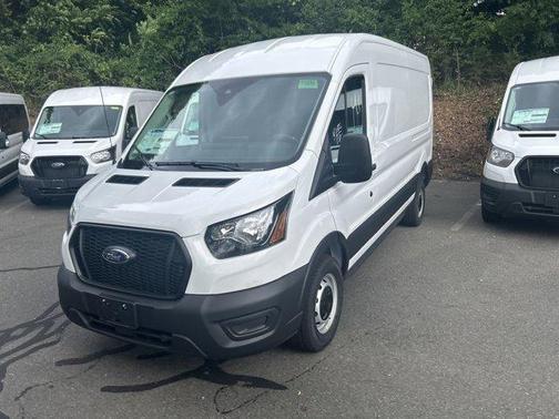 2025 Ford Transit-250 148 WB Medium Roof Cargo