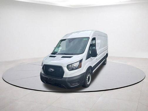 2025 Ford Transit-250 148 WB Medium Roof Cargo