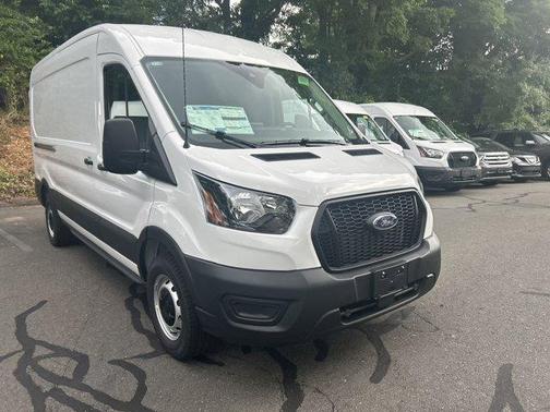 2025 Ford Transit-250 148 WB Medium Roof Cargo