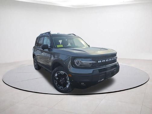 Gray Metallic 2025 Ford Bronco Sport Outer Banks SUV