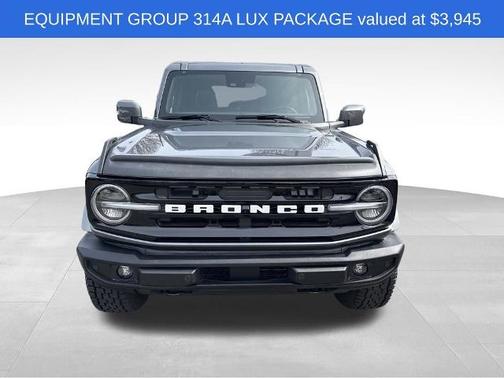 CARBONIZED GRAY METALLIC 2023 Ford Bronco OUTER BANKS