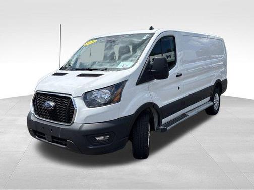2023 Ford Transit-250 T250