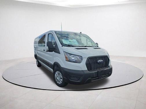 2025 Ford Transit-350 