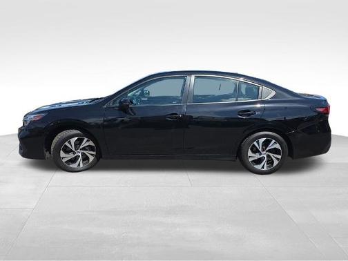 Crystal Black Silica 2023 Subaru Legacy PREMIUM