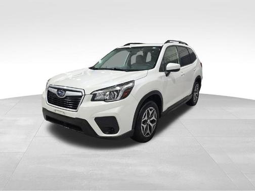 Crystal White Pearl 2019 Subaru Forester PREMIUM