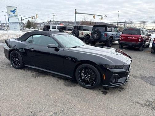 2025 Ford Mustang GT Premium