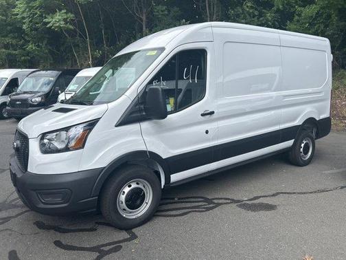 2025 Ford Transit-250 148 WB Medium Roof Cargo