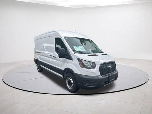 2025 Ford Transit-250 148 WB Medium Roof Cargo