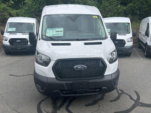 2025 Ford Transit-250 148 WB Medium Roof Cargo