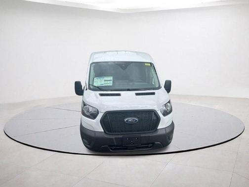 2025 Ford Transit-250 148 WB Medium Roof Cargo
