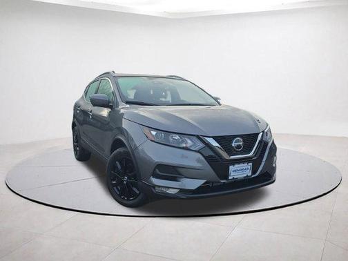 2022 Nissan Rogue Sport SV