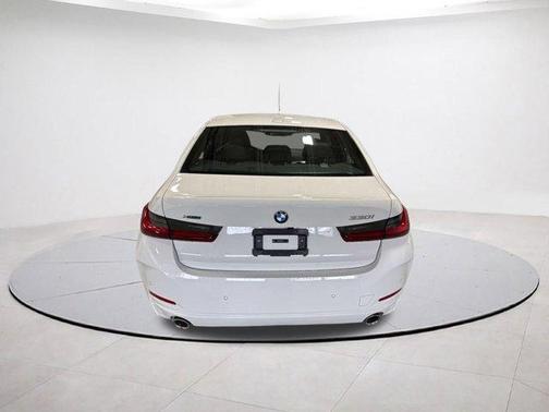 2025 BMW 330 i xDrive