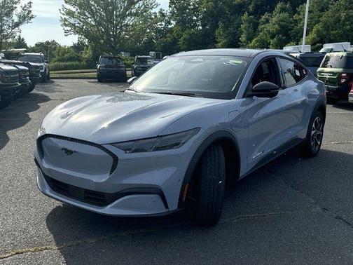 2024 Ford Mustang Mach-E Select