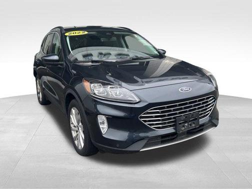 2022 Ford Escape Titanium Hybrid