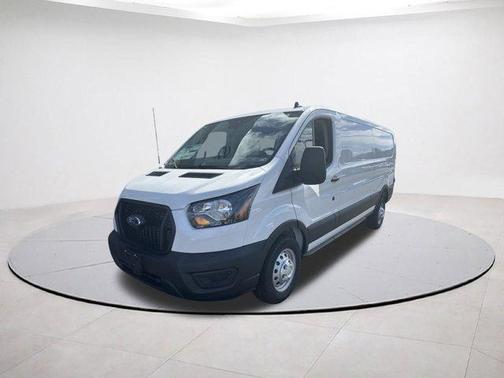 2025 Ford Transit-250 