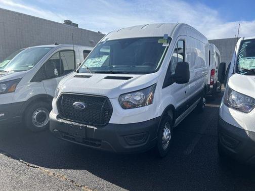 2025 Ford Transit-250 148 WB Medium Roof Cargo