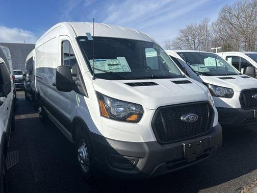 2025 Ford Transit-250 148 WB Medium Roof Cargo