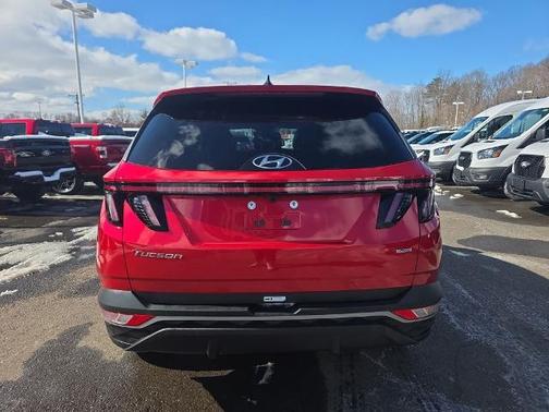 2023 Hyundai TUCSON SEL