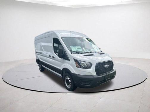 2025 Ford Transit-250 148 WB Medium Roof Cargo
