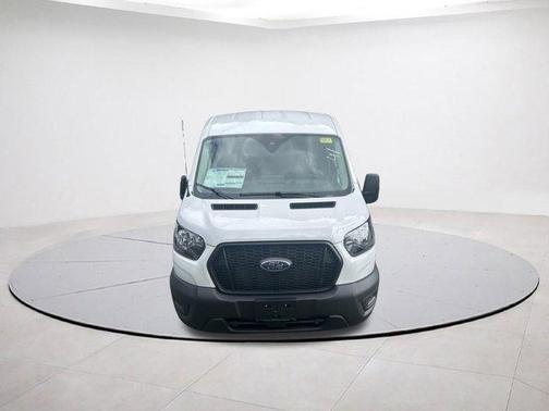 2025 Ford Transit-250 148 WB Medium Roof Cargo