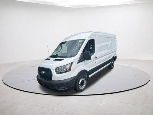 2025 Ford Transit-250 148 WB Medium Roof Cargo
