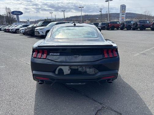 2025 Ford Mustang I4CP