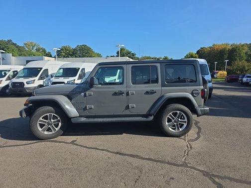 2020 Jeep Wrangler Unlimited Sahara